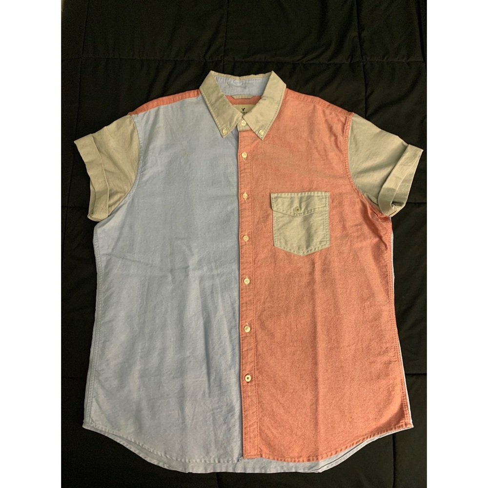 American Eagle Short Sleeve Button Down